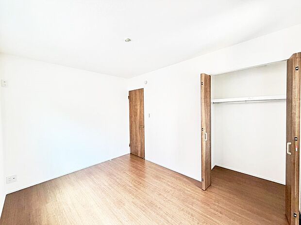 【リビング以外の居室】1号棟 ■機能的で使いやすいお部屋で毎日を快適に