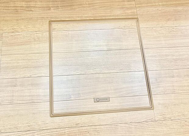 【床下収納】■隠れた収納スペースで家全体がスッキリ