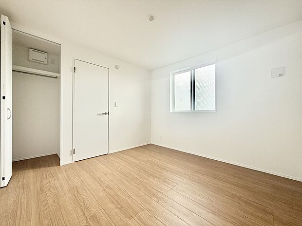 【リビング以外の居室】1号棟 ■機能的で使いやすいお部屋で毎日を快適に