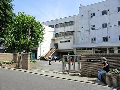 鎌倉市立深沢中学校 1100m(14分)