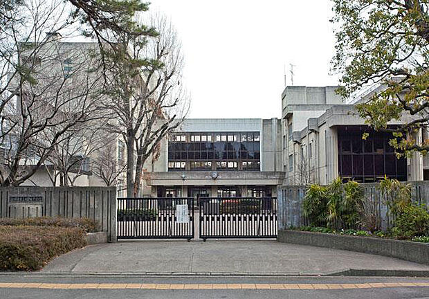 相模原市立由野台中学校(約910m・徒歩12分)