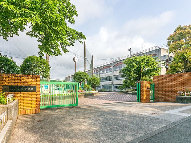 川崎市立金程中学校(約140m・徒歩2分)