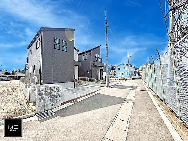 【前面道路含む現地写真】■新しい時代の息吹を感じる、心地よい環境