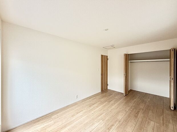 【リビング以外の居室】1号棟 ■機能的で使いやすいお部屋で毎日を快適に