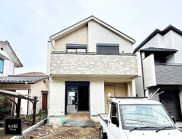 【現地外観写真】2号棟 ■家族みんなが笑顔で過ごせる、安心感のある住まい