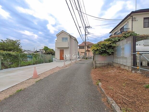 【前面道路含む現地写真】■新しい住まい、街の新しい風景