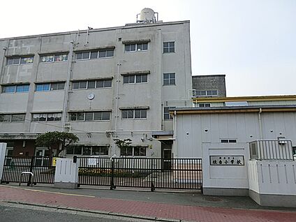 横浜市立桂台小学校 400m(5分)