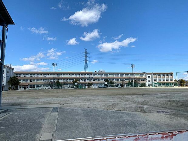 高橋中学校(約950m)