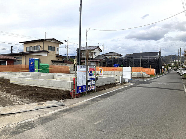 現地（4/5）　◎着工しました！基礎工事が順調に進んでおります！◎