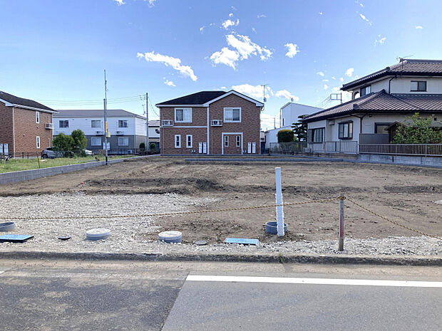 現地（4/11）　◎販売開始しました！この場所に、新しい住まいが誕生します！◎