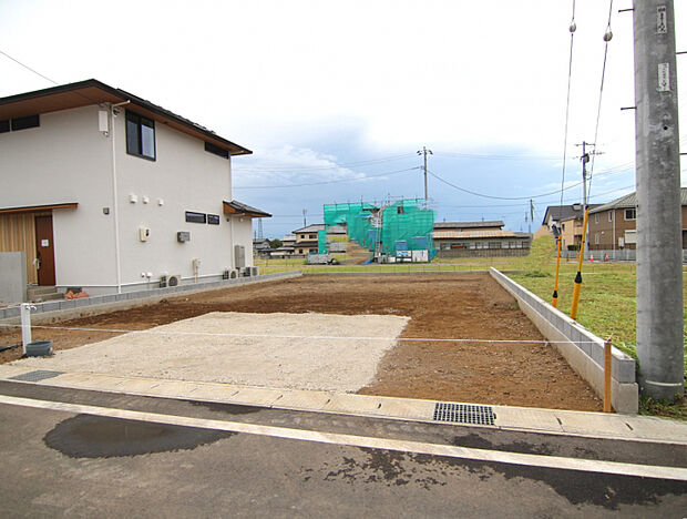 現地(7/26) ◎販売開始しました!この場所に、新しい住まいが誕生します!◎