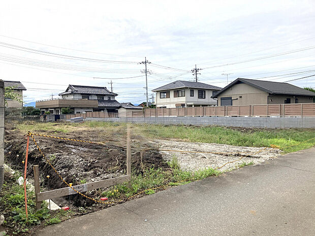 現地（9/19）　◎販売開始しました！この場所に、新しい住まいが誕生します！◎