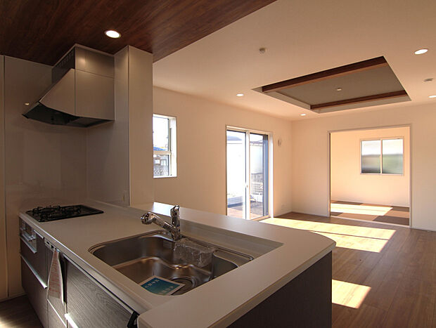 【【1号棟】】◎蛇口の先端に浄水器が内蔵されており、カートリッジ交換も簡単です！◎