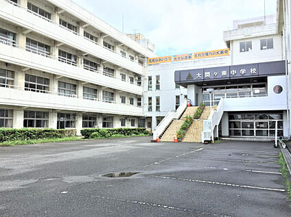 大間々東中学校 990m