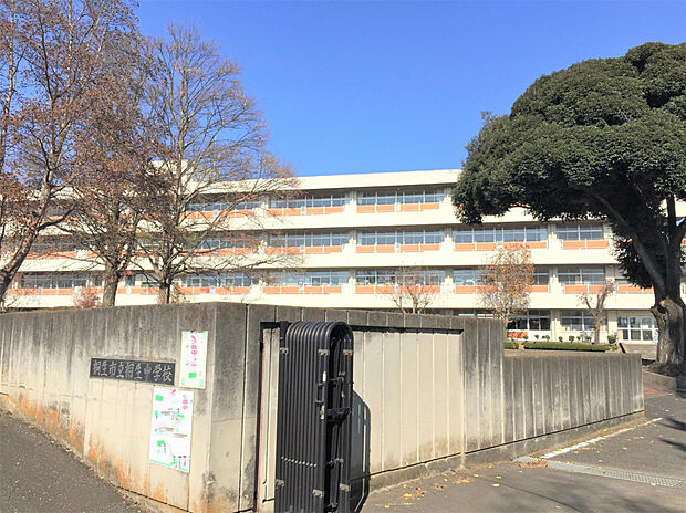 相生中学校（約800m）