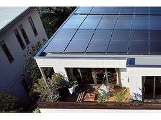 【太陽光発電システム】太陽光発電システムを搭載。省エネルギーや家計にも貢献します。