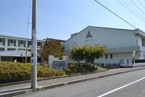 沼津市立第二小学校（約570m）