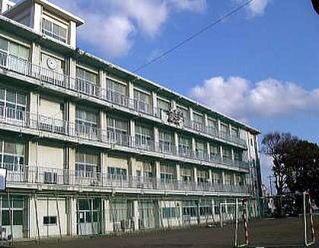 沼津市立第二中学校（約1,840m）