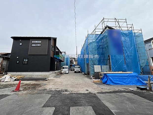 【現地外観写真】前道は4ｍ と広々！
日当たりや風通しも良く、駐車がしやすいこともメリットの一つです。