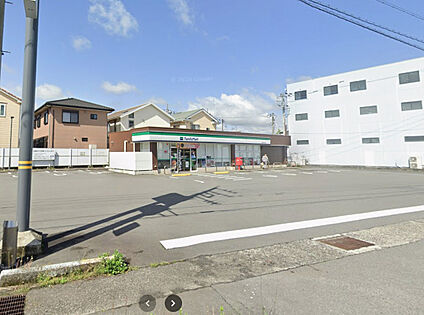 ファミリーマート御殿場二の岡店 310ｍ