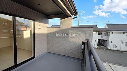 2号棟　インナーバルコニー