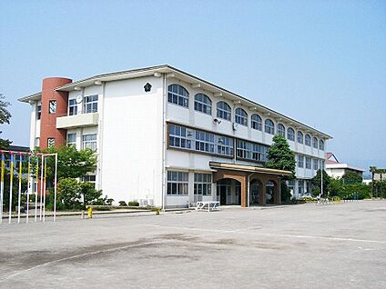 三島市立中郷小学校 1500m(徒歩19分)
