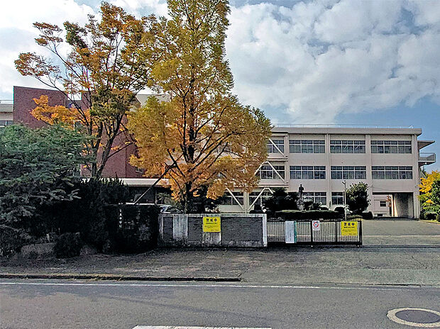 栗東市立葉山中学校