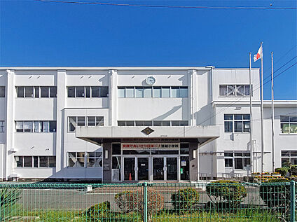 草津市立笠縫小学校 1,660m(徒歩21分)