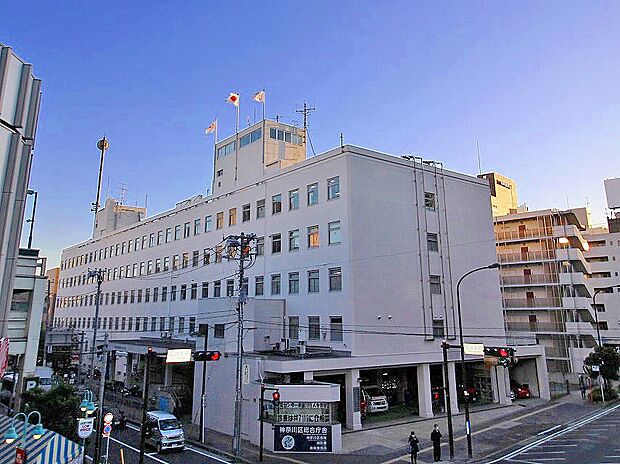 区役所（徒歩22分）