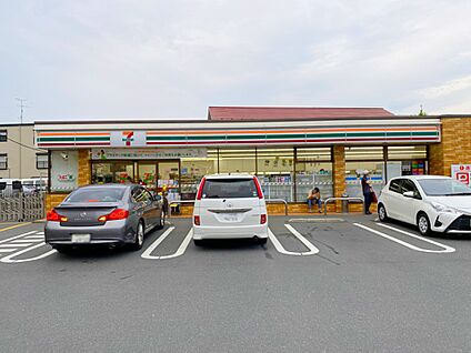 セブンイレブン小杉陣屋町2丁目店 800m(10分)