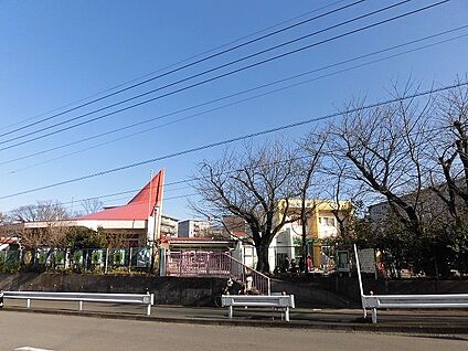 竹山幼稚園 約830m(10分～11分)