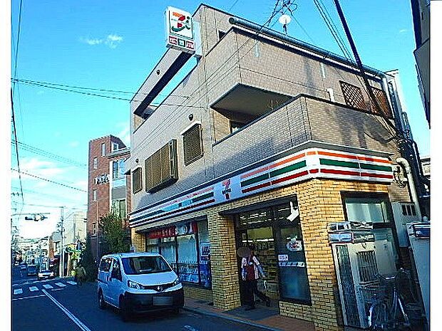 セブンイレブン横浜白幡南店（約100m・徒歩2分）