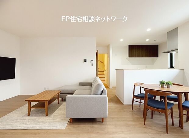 ■リビング■本画像はAIがCGで家具作成しており、実際の現地に家具は設置されておりません。また、販売価格に家具等は含まれておりません。