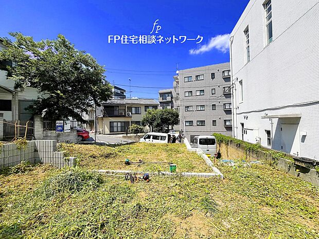 JR南武線「武蔵新城」駅まで平坦徒歩17分の好立地!大通りから1本入った場所に位置し、静かな日常を送る事が出来る住環境です。