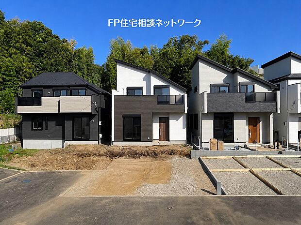 2路線利用可能な「長津田」駅徒歩10分の好立地!都内へのアクセスも良く、周辺には自然を感じることも出来る住環境、都会の中で静かな日常を送る事が出来ます。