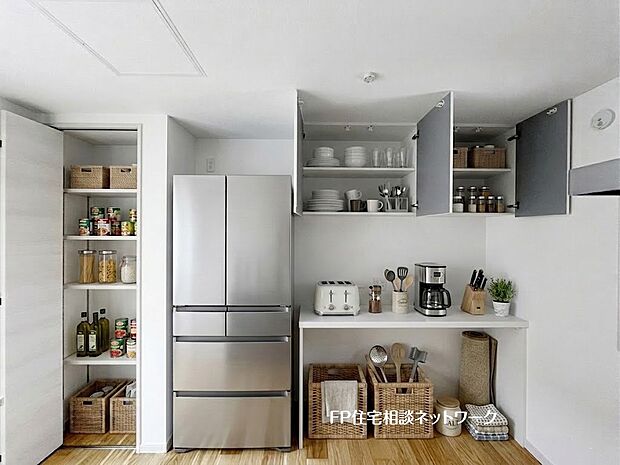 【収納】■収納■本画像はAIがCGで家具作成しており、実際の現地に家具は設置されておりません。また、販売価格に家具、小物等は含まれておりません。