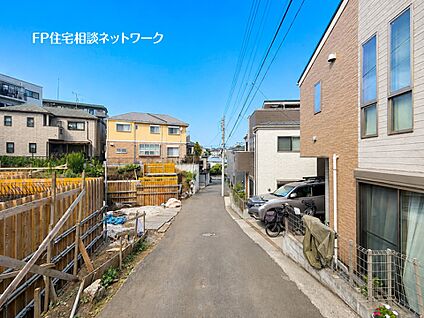 前面道路含む現地写真