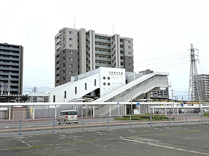 糸島高校前駅 352m