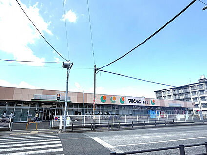 マルショク鶴田店 389m