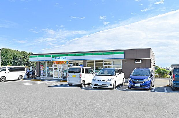 ファミリーマート所沢新町店(約320m)