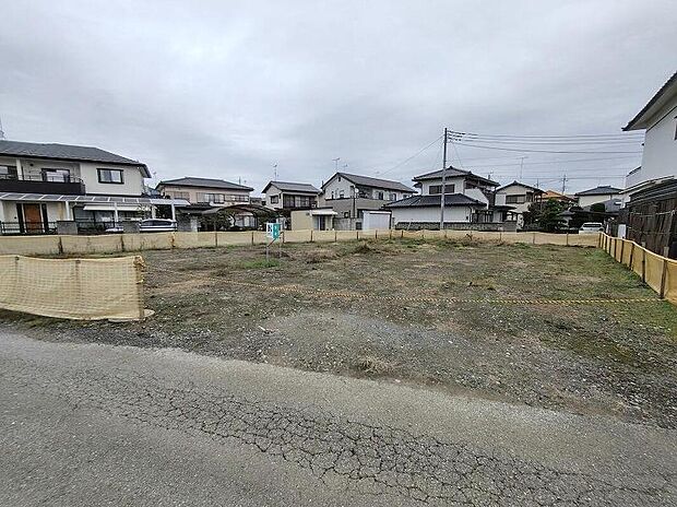 資料請求やご案内も即日対応いたします♪同じ施工例の物件見学や、完成イメージプレゼンテーションも承っております。どのような建物が建つか、間取りの広さは?など気になる点を一つ一つご説明させていただきます。