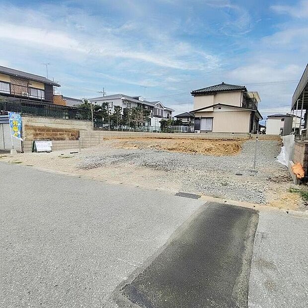 インターネット未公開情報含め飯田グループ直営販売窓口ならではのご提案をさせていただきます。お客様のご希望をもとに市場に流通するすべての物件情報から抽出し、ご紹介&ご案内いたしております。