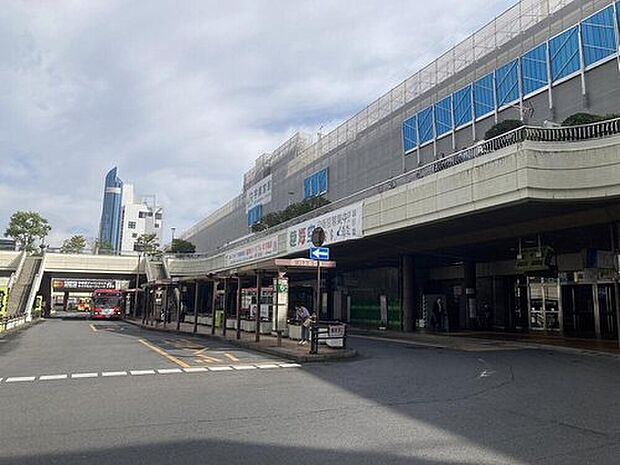 宇都宮駅(約4,200m)