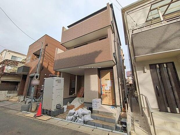 爽やかな青空と陽光に包まれる心地よい住空間。ネットでは分からない現地の魅力をぜひご覧ください。人生で大切なお住まいですので、ゆっくりとご見学ください。