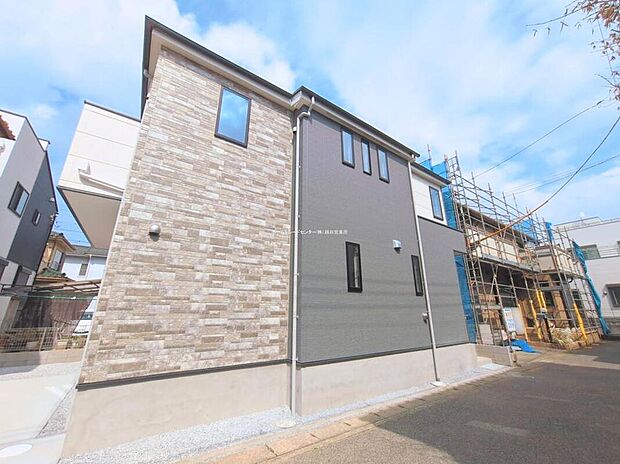 実際に見ていただくと、こちらの物件の良さがお分かりになるかと思います。住宅ローンもお任せください!提携ローンが多数ありますので月々のお支払も変わってきます。まずはお気軽にご相談ください。