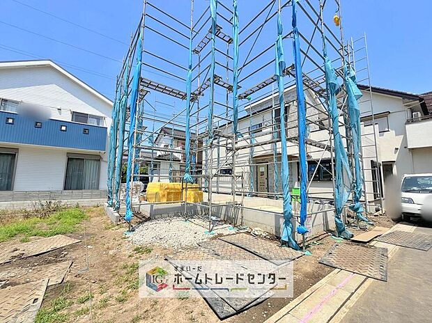 資料請求やご案内も即日対応いたします♪同じ施工例の物件見学や、完成イメージプレゼンテーションも承っております。どのような建物が建つか、間取りの広さは?など気になる点を一つ一つご説明させていただきます。