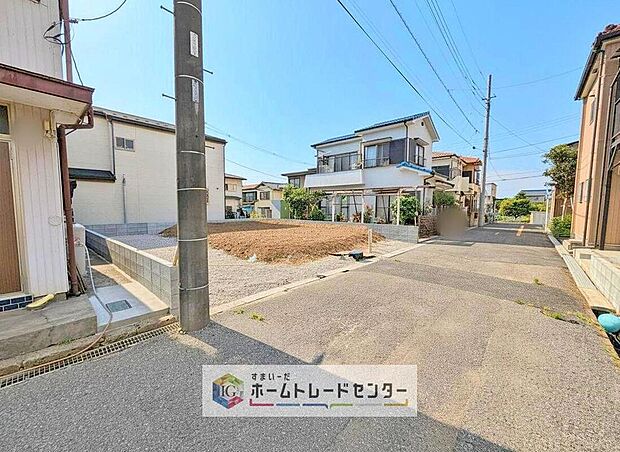 どのような建物が建つか、間取りの広さはどうかなど、気になる点は丁寧にご説明いたします。資料請求やご案内は即日対応いたします。土日や平日、お仕事終わりの時間など、ご都合に合わせてご案内いたします。