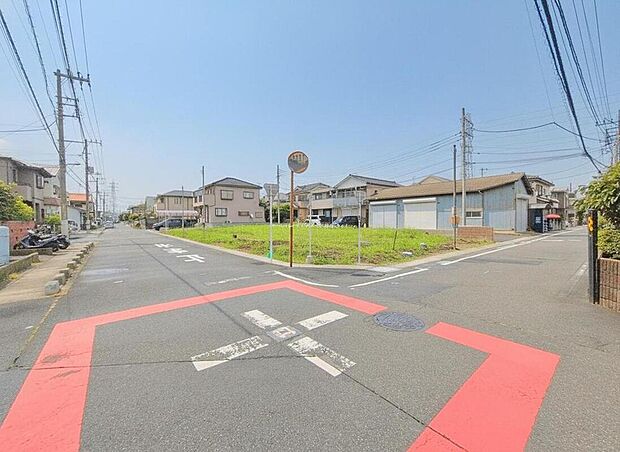 土日のご予約はもちろん、平日やお仕事のお時間に合わせてのご案内も実施しています。まずはお客様のご都合をお伺いさせて頂き、それに合う形で物件のご紹介をさせていただきます。お気軽にお問い合わせください。