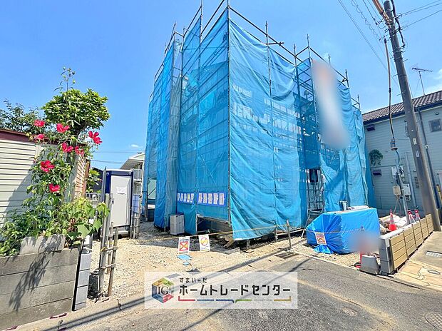 完成してからは見ることのできない、施工方法や構造をしっかりとご確認いただけるのが、建築中の住宅の大きなメリットです。専門知識を持ったスタッフがご説明させていただきます。お気軽にお問い合わせください。