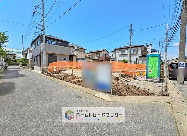 どのような建物が建つか、間取りの広さはどうかなど、気になる点は丁寧にご説明いたします。資料請求やご案内は即日対応いたします。土日や平日、お仕事終わりの時間など、ご都合に合わせてご案内いたします。